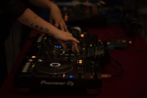 UntappedMedia_3rdFri-041522_3Z2A1684_lo